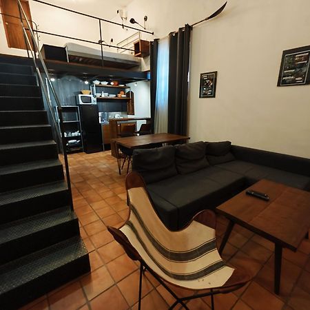 Hostal Cafe Frenteabastos Carmona  Buitenkant foto