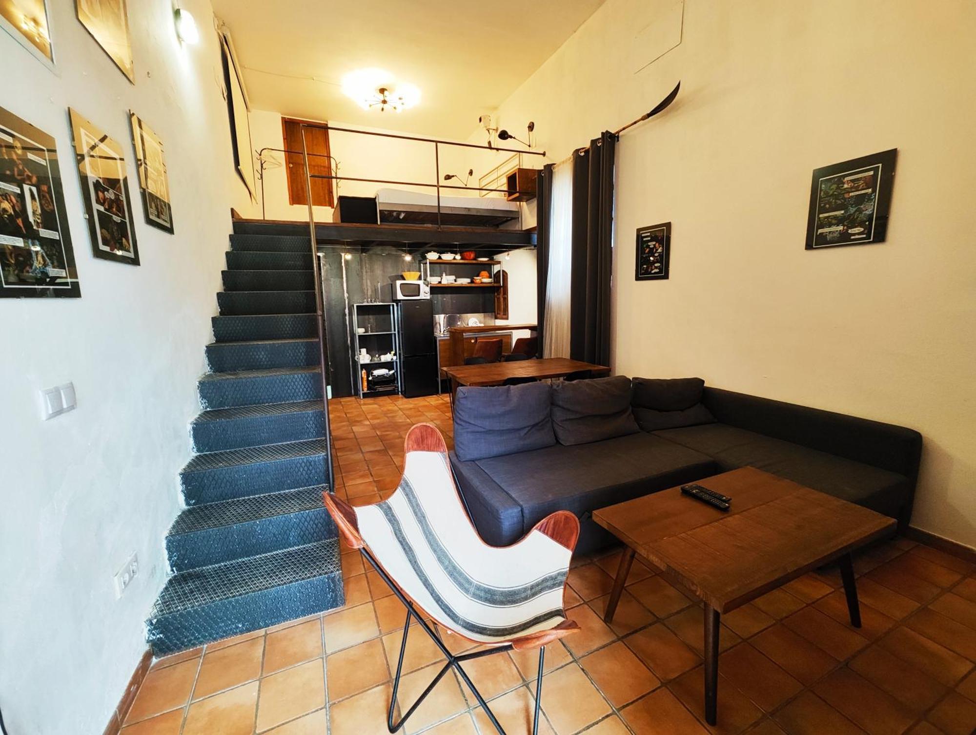 Hostal Cafe Frenteabastos Carmona  Buitenkant foto