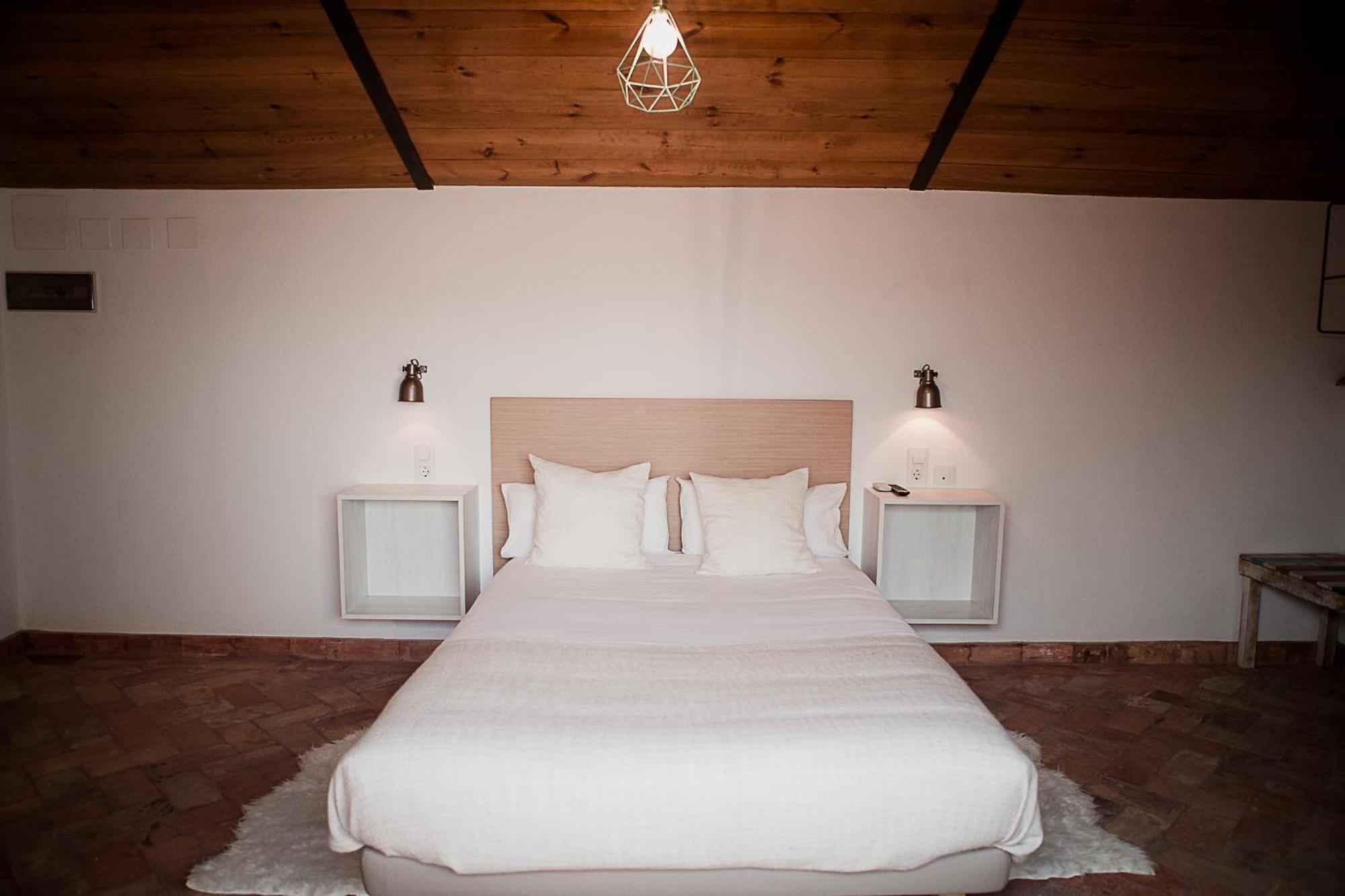 Hostal Cafe Frenteabastos Carmona  Buitenkant foto